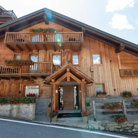 L'abri Des Amis Penzion Courmayeur