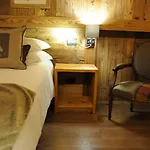 L'abri Des Amis Penzion 4*