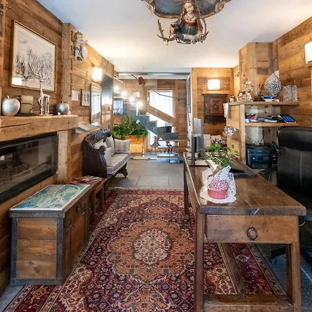 L'abri Des Amis Guest house