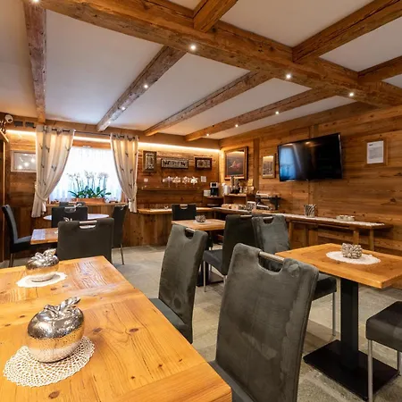 L'abri Des Amis 4* Courmayeur