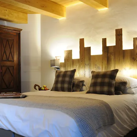 L'abri Des Amis Gasthof Courmayeur