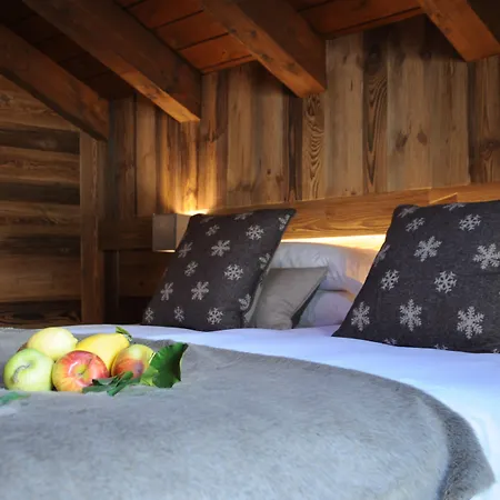 L'abri Des Amis Guest house
