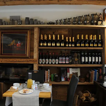 Gasthof L'abri Des Amis Courmayeur