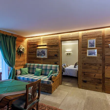 Casa de hóspedes L'abri Des Amis Courmayeur