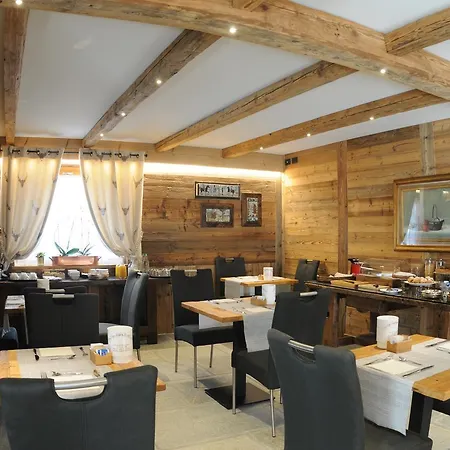 Guest house L'abri Des Amis 3*