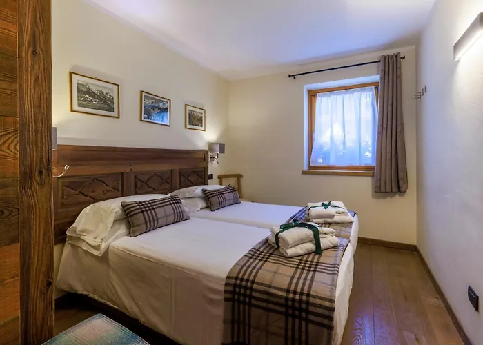 Vendégház L'abri Des Amis Courmayeur