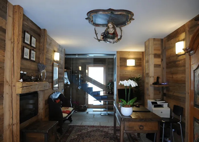 L'abri Des Amis Guest house Courmayeur