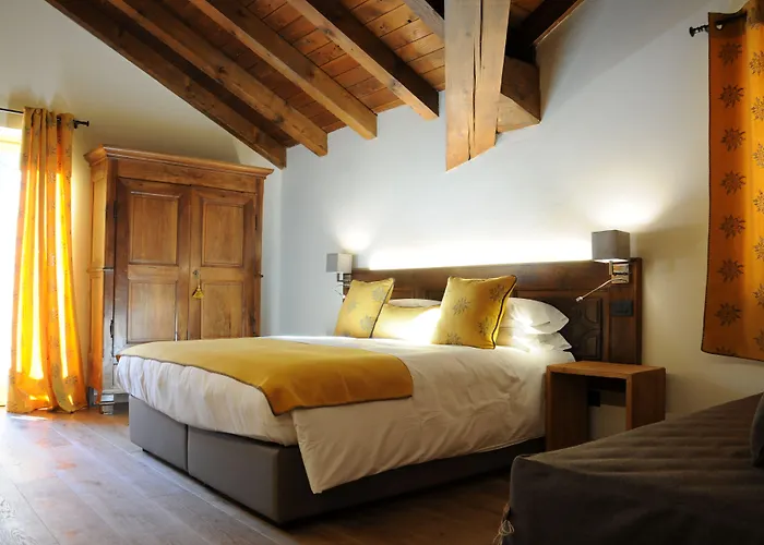 L'abri Des Amis Guest house